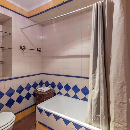 Charm House In The Heart - Azorean Butler