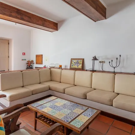 Charm House In The Heart - Azorean Butler *