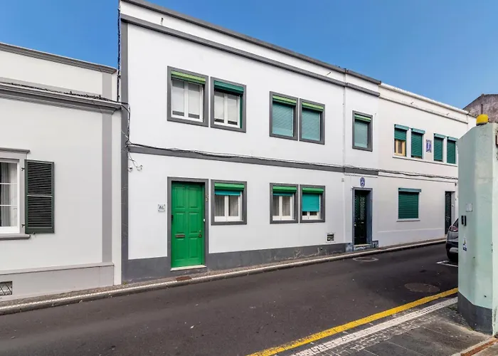 Charm House In The Heart - Azorean Butler Appartement *