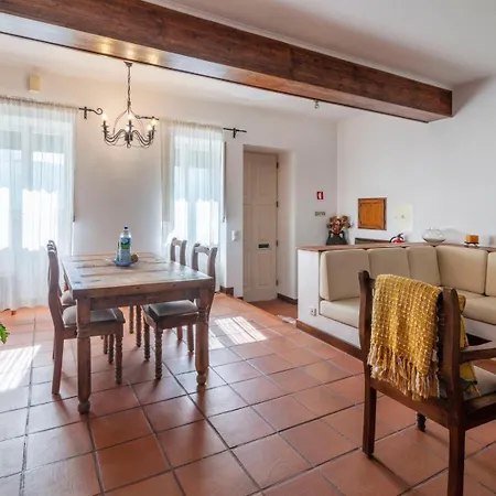 Apartament Charm House In The Heart - Azorean Butler