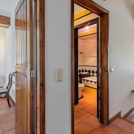 Apartment Charm House - Center Oasis W/ Private Garden Ponta Delgada (Sao Miguel)