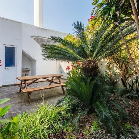 Apartment Charm House - Center Oasis W/ Private Garden